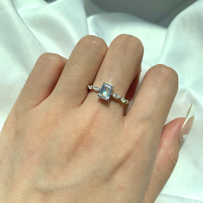 [Together]1.0 Carat Dainty Resplendent Radiant Cut Daily Ring