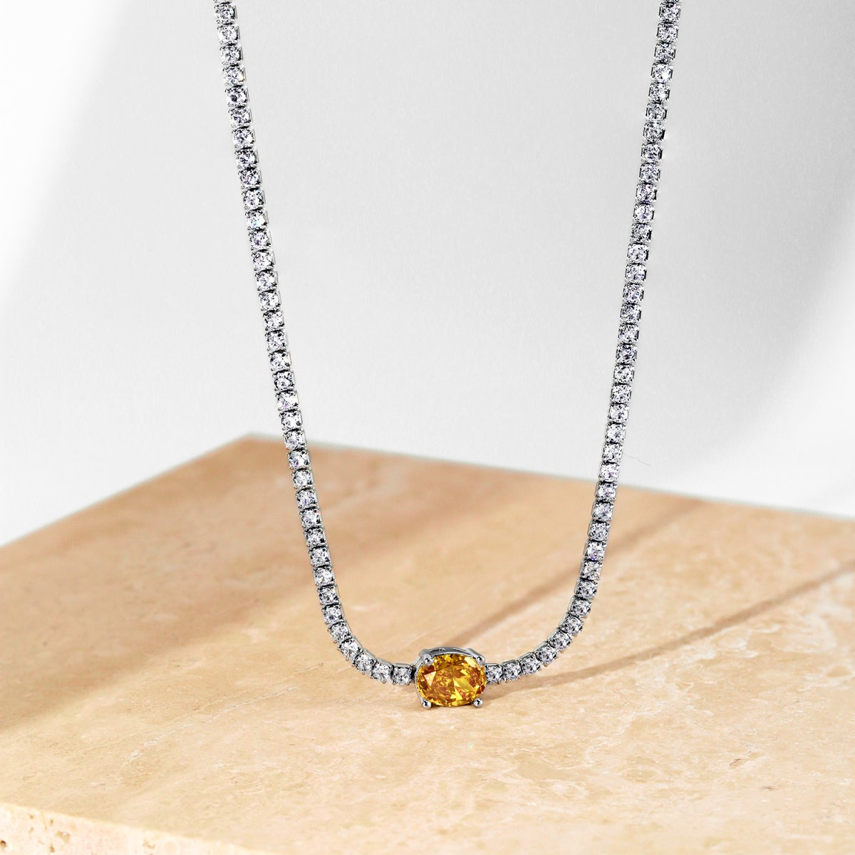 [Together]1.0 Carat Shining Oval Cut Necklace