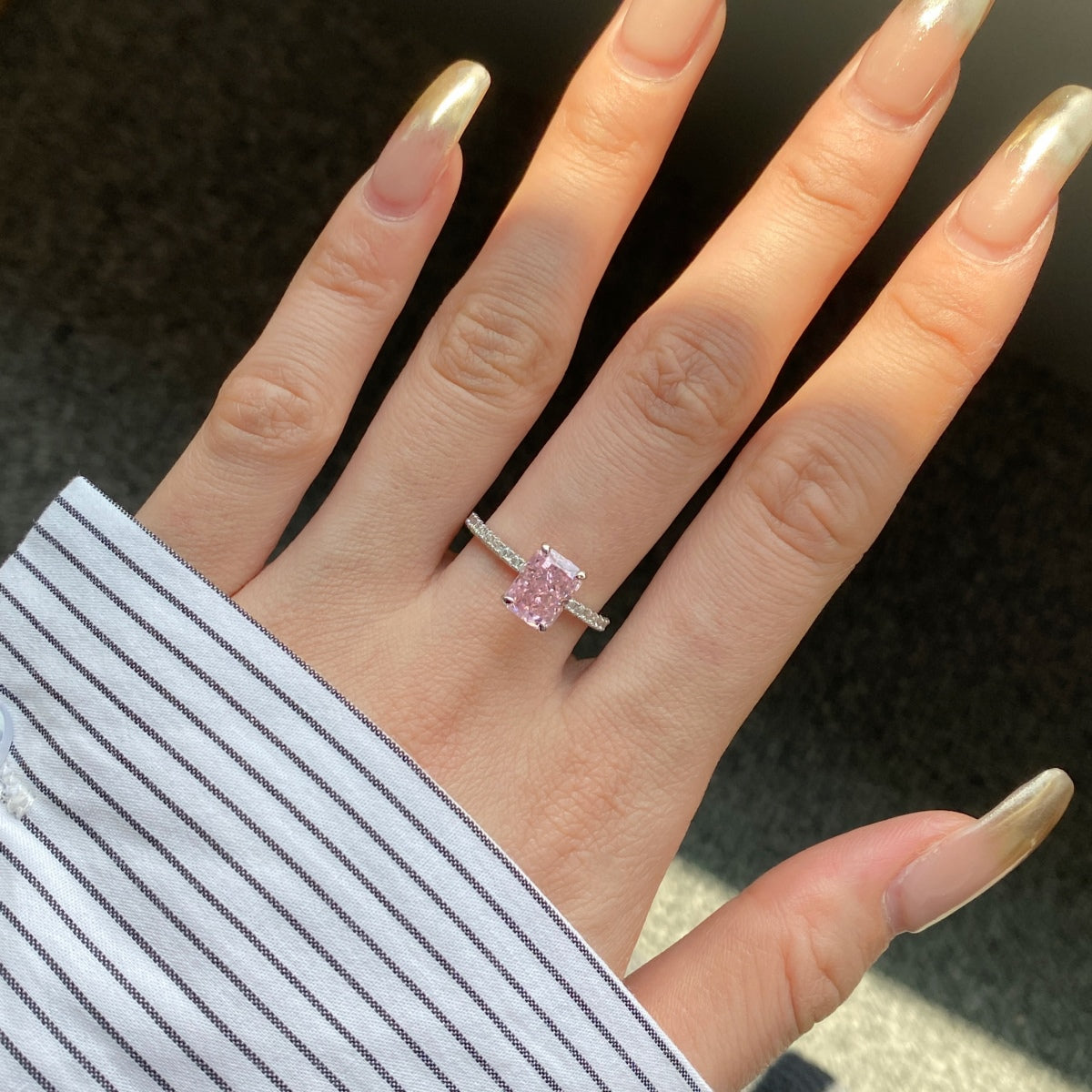 [Together]2.0 Carat Dazzling Sparkling Radiant Cut Party Ring